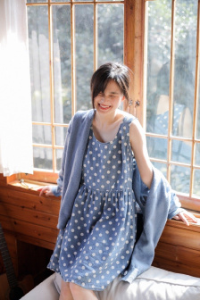 《漂亮的女邻居3》在线观看
